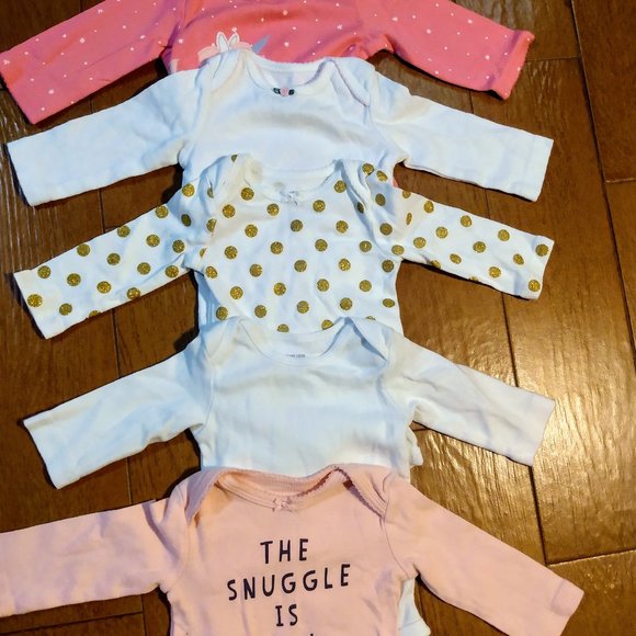 5 Long Sleeve Onesies - Picture 1 of 7